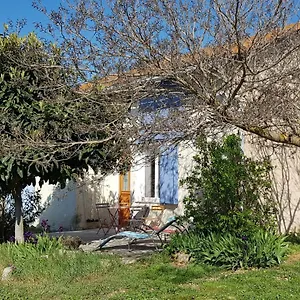 Hébergement de vacances Petite Maison Refaite à Neuf Dans Mas Du 19ème Siècle
